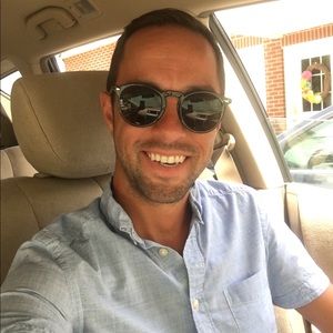 Meet your Posher, Aaron